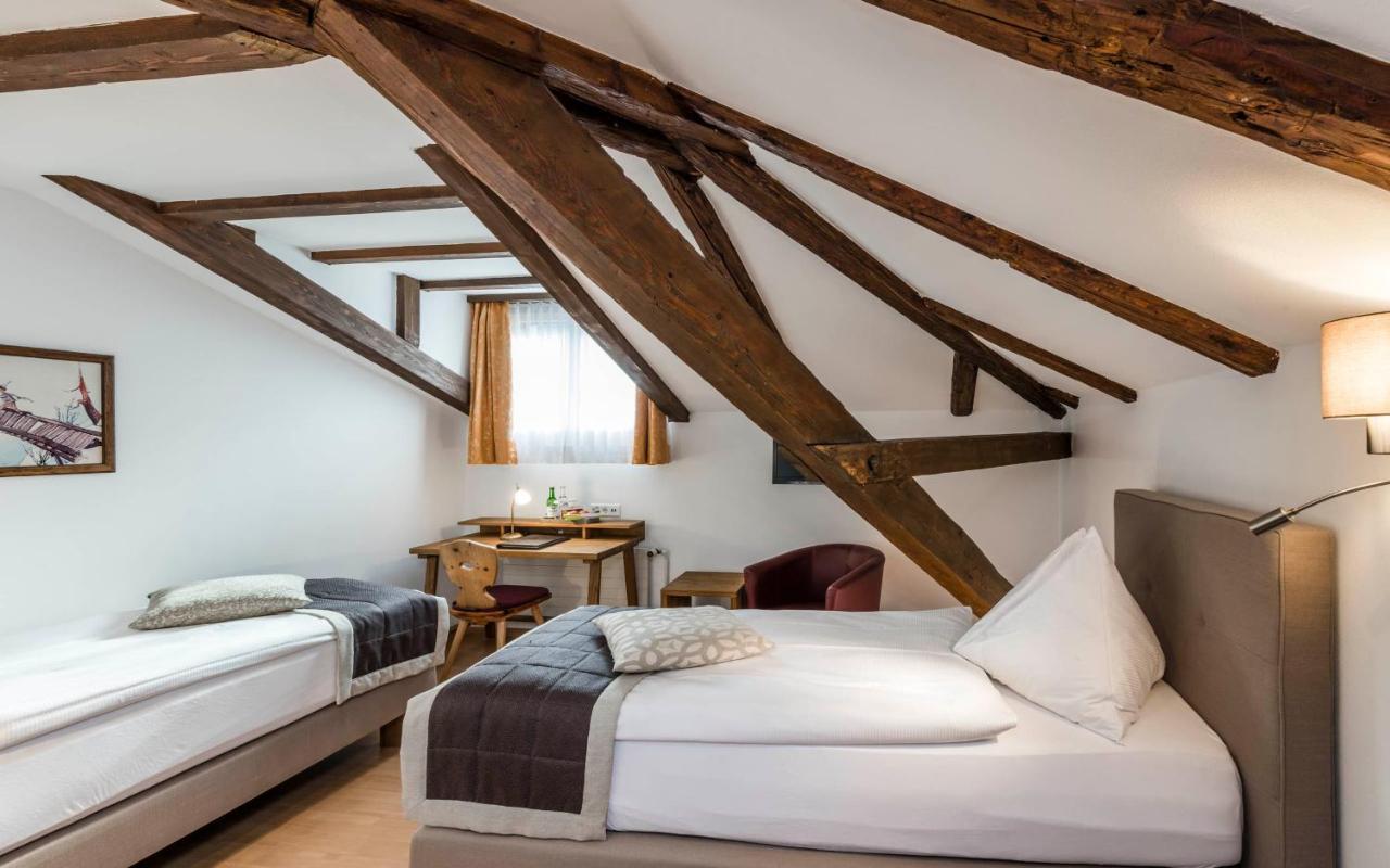 Economy Twin Room with separate beds